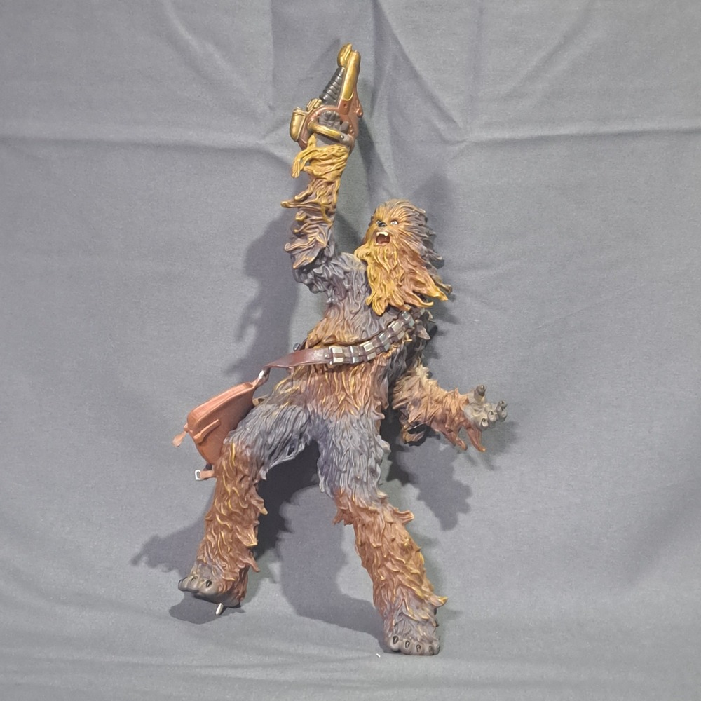 Star Wars Chewbacca Unleashed Action Figure 10 Inch Hasbro No Base‎